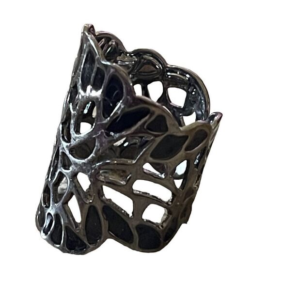 NWOT gun metal goth style ring US size  5.5 - Picture 5 of 6